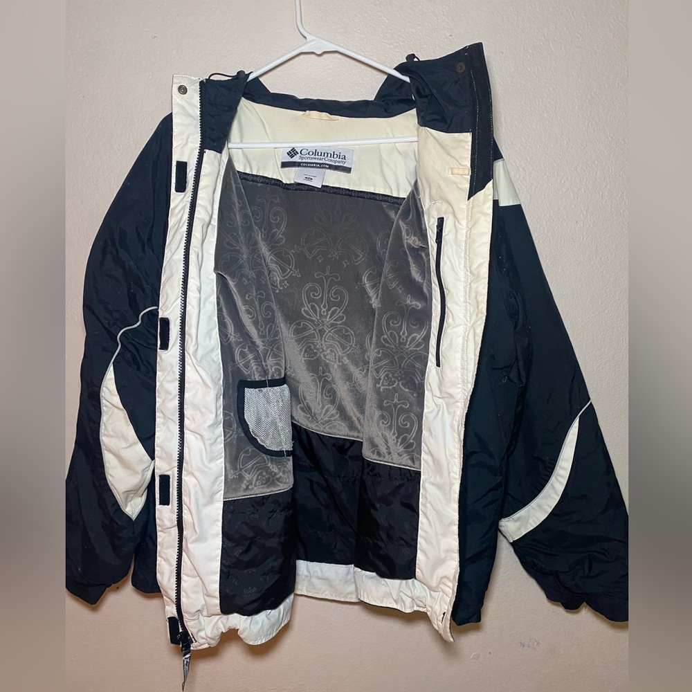 Columbia jacket, 2X size women’s